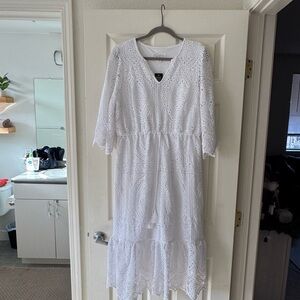 NWT Destination 365  White Lace Dress